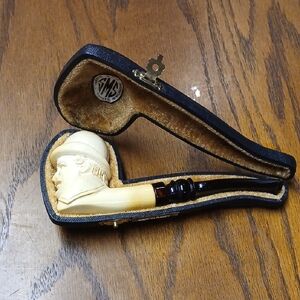 Carved Pipe with Case